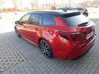 Neu Toyota Corolla Sport 178 PS (130 kW) 2026 Karminarot metallic / black mi Kombi
