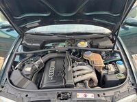 Gebraucht Audi A4 125 PS (91 kW) 1996 Grün Kombi
