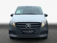 Gebraucht Mercedes Vito 163 PS (119 kW) 2024 Weiß Van