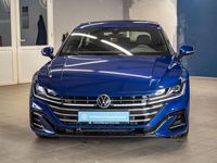 Gebraucht VW Arteon Pro 200 PS (147 kW) 2023 Blau Kombi