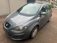 Gebraucht Seat Altea Style 105 PS (77 kW) 2012 Grau Limousine