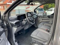 Gebraucht Ford Tourneo Titanium 170 PS (125 kW) 2025 Grau Van / Kleinbus