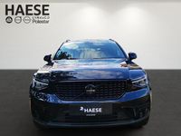 Neu Volvo XC40 Plus 163 PS (119 kW) 2026 Schwarz SUV