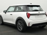 Gebraucht Mini Cooper 156 PS (114 kW) 2024 Nanuq white Kleinwagen