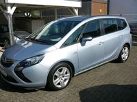 Gebraucht Opel Zafira Edition 120 PS (88 kW) 2015 Diamant blau(m2) / diam silb Van / Kleinbus