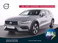 Gebraucht Volvo V60 CC Plus 196 PS (144 kW) 2023 Vapour grey / metallic Kombi