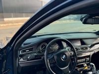 Gebraucht BMW 740 326 PS (239 kW) 2010 Blau Limousine