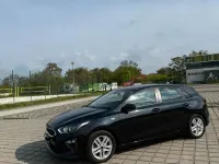 Usado Kia Ceed Edition 7 100 CV (73 kW) 2020 Negro Utilitario