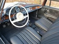 Używany Mercedes W111 200 KM (147 kW) 1971 Biały Coupe