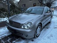 Gebraucht Mercedes C220 150 PS (110 kW) 2004 Grau Limousine