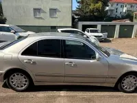 Gebraucht Mercedes E200 Classic 163 PS (119 kW) 2000 Silber Limousine