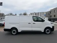 Gebraucht Opel Vivaro-e Combi 144 PS (105 kW) 2022 Weiß Van / Kleinbus