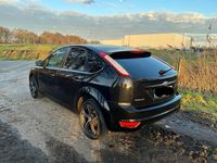 Gebraucht Ford Focus 145 PS (106 kW) 2009 Schwarz Limousine