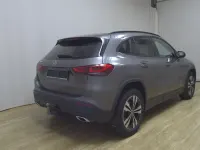 Gebraucht Mercedes GLA200 Progressive 150 PS (110 kW) 2023 Grau SUV