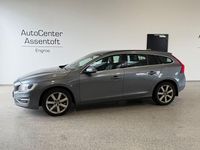 Używany Volvo V60 190 KM (139 kW) 2017 Szary Kombi