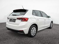 Gebraucht Skoda Fabia Active 80 PS (58 kW) 2021 Weiß Kleinwagen