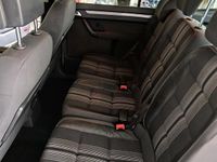 Gebraucht VW Touran Match 140 PS (102 kW) 2012 Weiß Van / Kleinbus