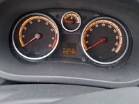 Gebraucht Opel Corsa 87 PS (63 kW) 2010 Silber Kleinwagen