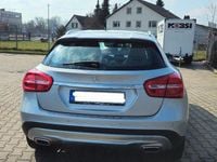 Gebraucht Mercedes GLA200 156 PS (114 kW) 2014 Grau SUV