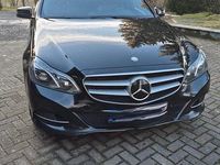 Second-hand Mercedes E250 201 CP (147 kW) 2015 Negru Berlinǎ