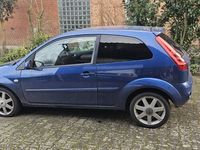 gebraucht Ford Fiesta 1.3