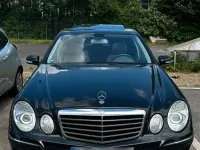 Gebraucht Mercedes E220 Avantgarde 170 PS (125 kW) 2008 Schwarz Limousine
