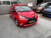 Gebraucht Toyota Aygo 69 PS (50 kW) 2017 Rot Kleinwagen