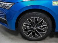 Neu Skoda Octavia Selection 150 PS (110 kW) 2025 Race blue metallic (8x) Kombi
