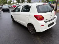 Gebraucht Mitsubishi Space Star Edition 71 PS (52 kW) 2017 Weiß Kleinwagen