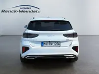 Gebraucht Kia Ceed GT GT-Line 160 PS (117 kW) 2022 Wd) cararraweiss (weiss Limousine