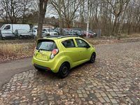 Second-hand Chevrolet Spark 68 CP (50 kW) 2011 Verde Hatchback