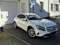 Gebraucht Mercedes GLA220 170 PS (125 kW) 2015 Weiß SUV