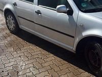 Second-hand VW Golf IV 105 CP (77 kW) 2005 Argintiu Break