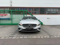 Gebraucht Mercedes A180 122 PS (89 kW) 2013 Grau Kleinwagen