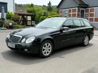 Gebraucht Mercedes E220 170 PS (125 kW) 2006 Schwarz Kombi