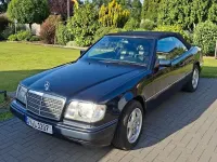 Gebraucht Mercedes E200 136 PS (100 kW) 1997 Blau Cabrio