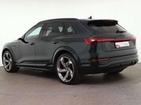 Gebraucht Audi SQ8 e-tron Ambiente 369 kW (503 PS) 2024 Individuallackierungen audi exclusive SUV