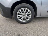 Neu Fiat Doblò 102 PS (75 kW) 2025 Grau Van / Kleinbus