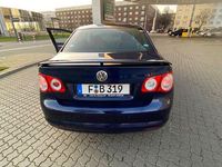 Gebraucht VW Jetta Comfortline 116 PS (85 kW) 2005 Blau Limousine