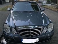 Second-hand Mercedes E200 140 CP (102 kW) 2008 Gri Berlinǎ