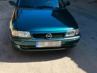 Gebraucht Opel Astra 75 PS (55 kW) 1997 Grün Kleinwagen