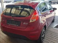 Gebraucht Ford Fiesta Trend 65 PS (47 kW) 2013 Rot Limousine