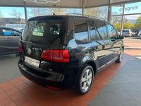 Gebraucht VW Touran Comfortline 140 PS (102 kW) 2011 Schwarz Van / Kleinbus