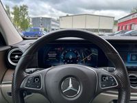 gebraucht Mercedes E220 d T 4Matic+Ava/AMG+HeadU+Widescre+Multib+