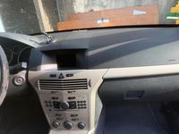 Gebraucht Opel Astra 110 PS (80 kW) 2008 Schwarz Kombi