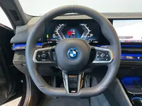 Gebraucht BMW i5 Performance 289 kW (394 PS) 2025 Schwarz Limousine