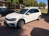Gebraucht VW Golf VII Highline 150 PS (110 kW) 2019 Weiß Limousine