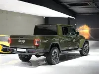 Gebraucht Jeep Gladiator Overland 264 PS (194 kW) 2022 Sarge green clear coat Pickup