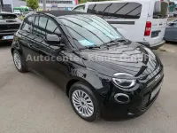 Neu Fiat 500e Red 86 kW (118 PS) 2025 Schwarz Cabrio