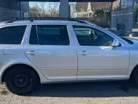 Gebraucht Skoda Octavia Elegance 105 PS (77 kW) 2013 Silber Kombi